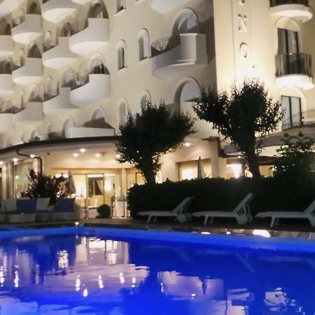 Hotel Nettuno تّشيرفييا المظهر الخارجي الصورة