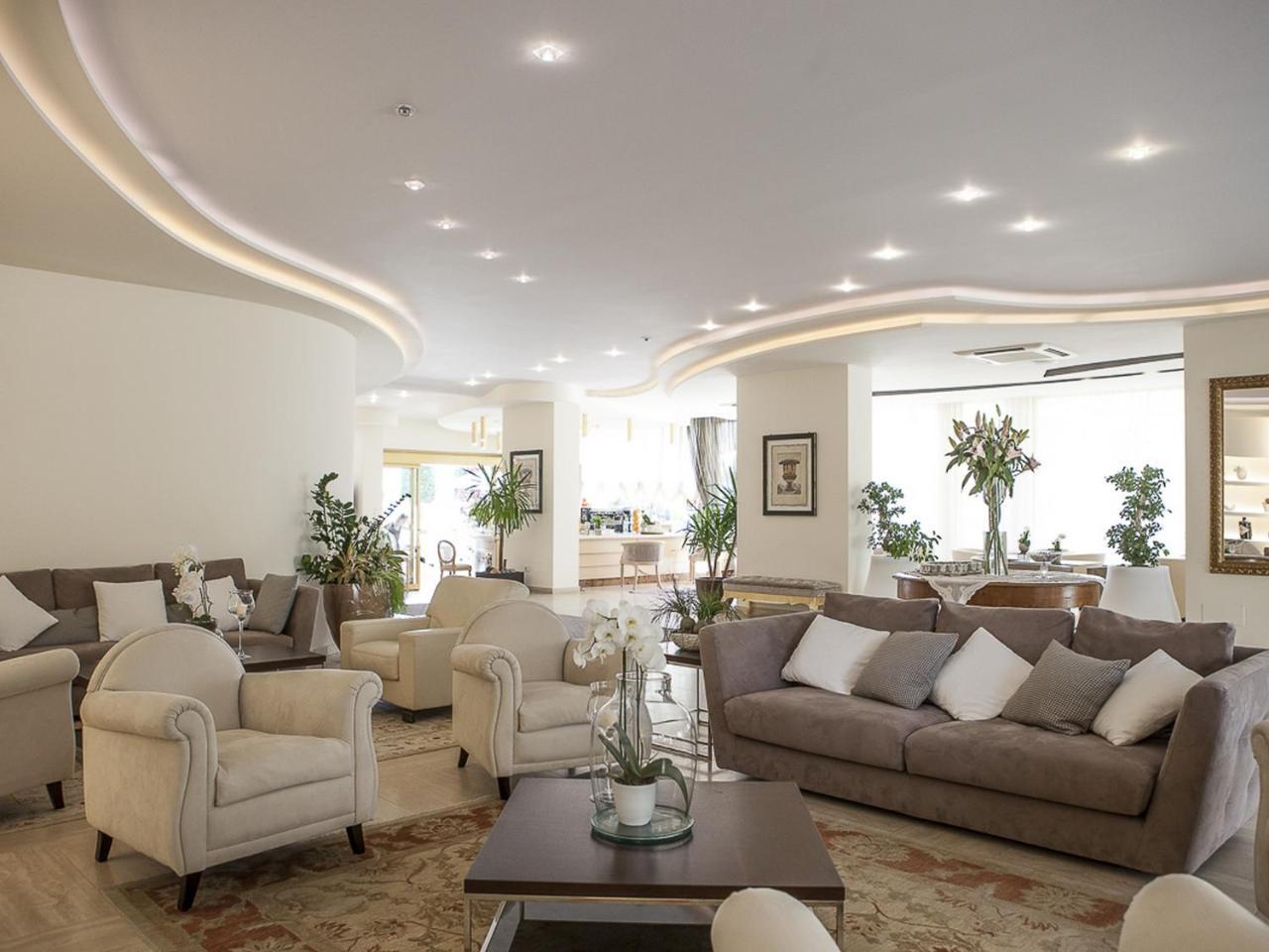 Hotel Nettuno تّشيرفييا المظهر الخارجي الصورة